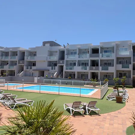 Pool & Terrace Sun Near The Center Corralejo